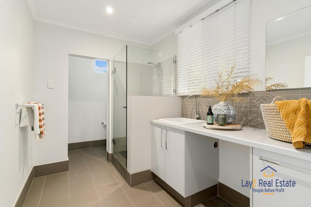 52 Grosvenor Road, Bayswater WA 6053. ( NOW SOLD )5 Star Location - Fully Renovated Gem! - Image 12