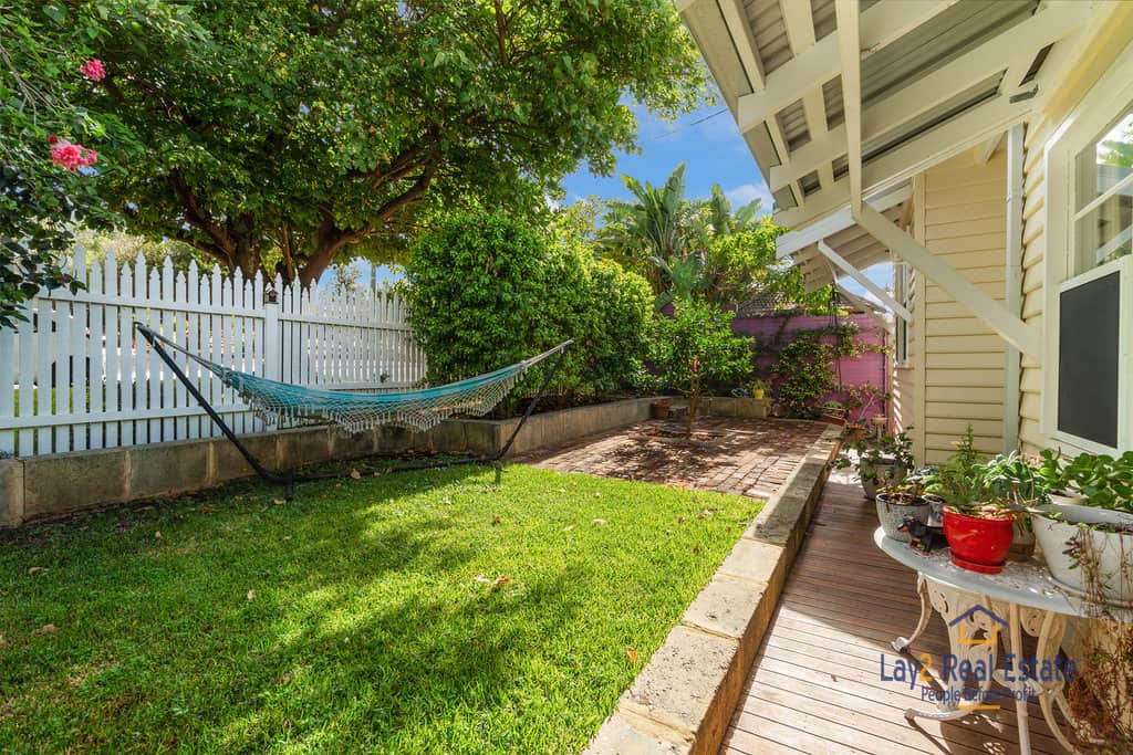 9 Georgina Street Bayswater WA 6053 1920's (Now SOLD) Weatherboard Classic on 450m2 Block - Image 4