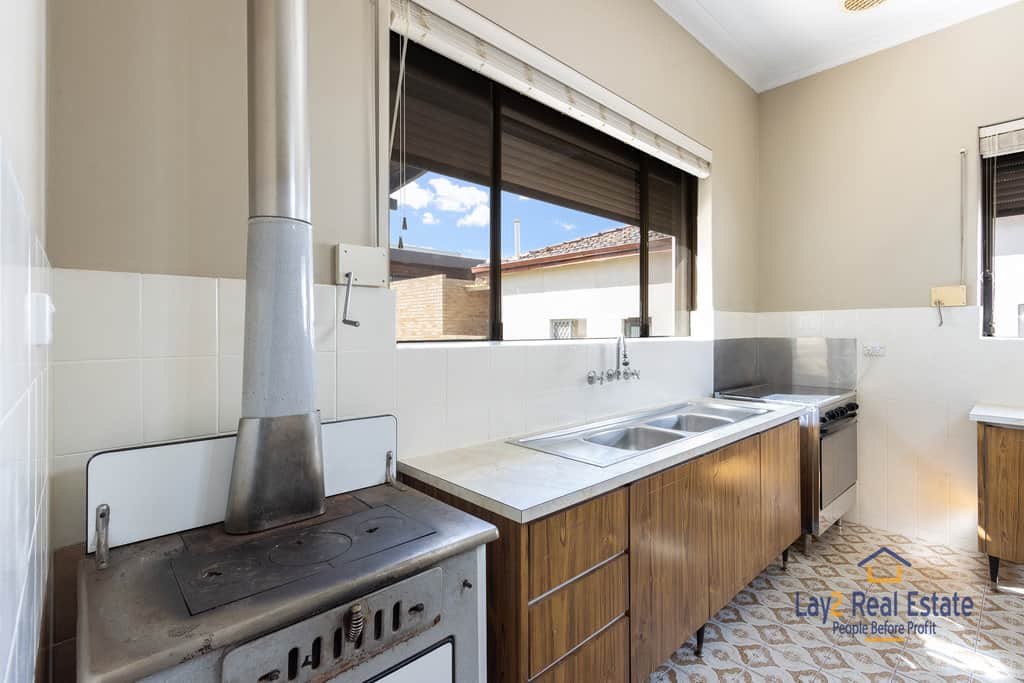 96 Chelmsford Road, Mount Lawley WA 6050 **SOLD**1920's Bones with a Mediterranean Make Over - Image 4