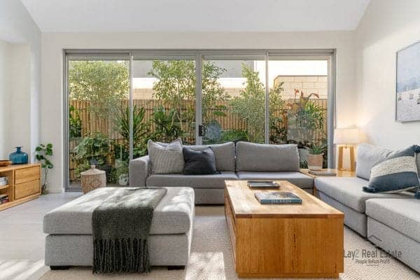 52 Wyatt Road Bayswater WA 6053.  Dreams do come true here. - Image 13