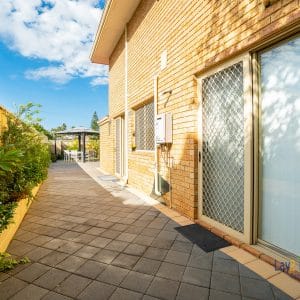 1/6 Mills Avenue Bayswater WA 6053 - SOLD - Light Filled and Spacious Townhouse Opposite Parklands - Image 18