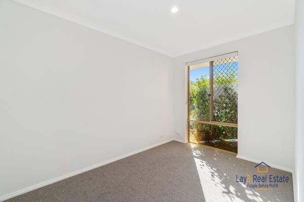 23 Haddrill Street Bayswater WA 6053 - Fabulously Presented Street Front Home - Image 10