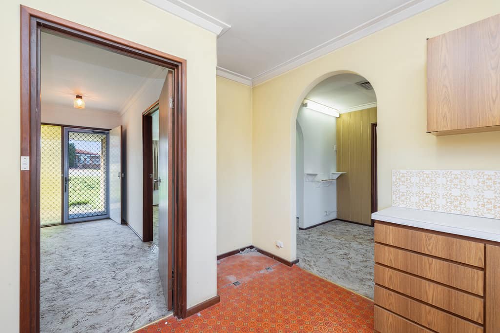 11 Paterson Street, Bayswater WA 6053 (SOLD) -Original 1970's Brick Home on 787m2 with 23m frontage. - Image 9