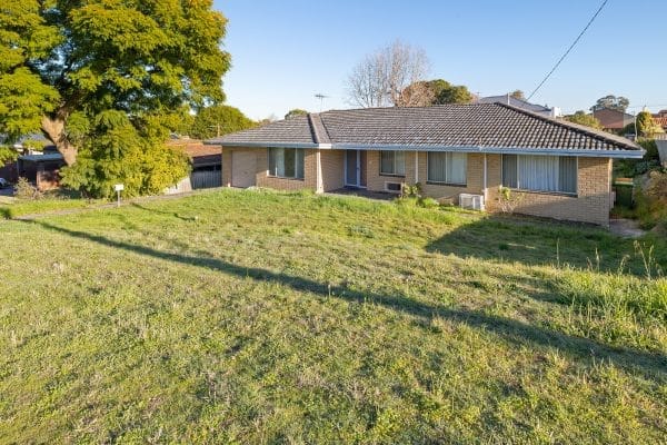 11 Paterson Street, Bayswater WA 6053 (SOLD) -Original 1970's Brick Home on 787m2 with 23m frontage. - Image 3