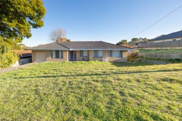 11 Paterson Street, Bayswater WA 6053 (SOLD) -Original 1970's Brick Home on 787m2 with 23m frontage.
