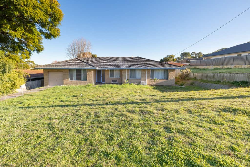 11 Paterson Street, Bayswater WA 6053 (SOLD) -Original 1970's Brick Home on 787m2 with 23m frontage.