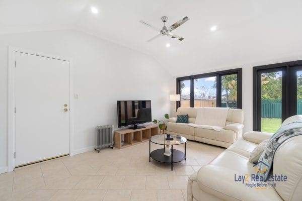 16 Gatton Way Embleton WA 6062 Welcome Home to Space and Comfort! - Image 11