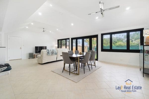 16 Gatton Way Embleton WA 6062 Welcome Home to Space and Comfort! - Image 9