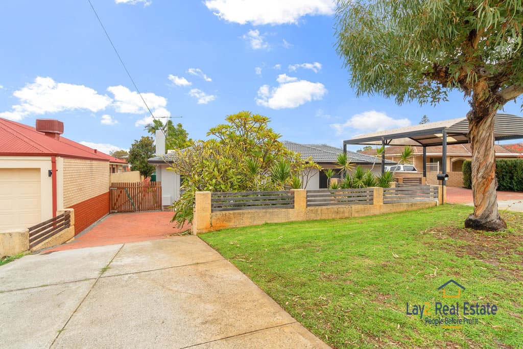 16 Gatton Way Embleton WA 6062 Welcome Home to Space and Comfort!, Embleton Wa 6062 Welcome Home To Space And Comfort! - Thumbnail 3