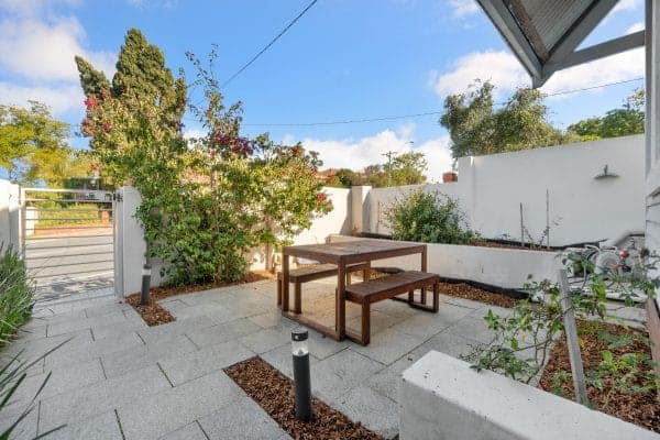 24 Coode Street Bayswater WA 6053 Extended Renovated Classic Minutes to Village - Image 2
