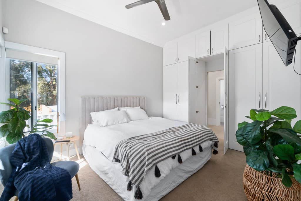 24 Coode Street Bayswater WA 6053 Extended Renovated Classic Minutes to Village - Image 8