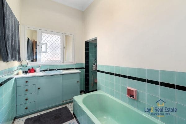 6 Drake Street Bayswater WA - 50's Character with Development Potential in 5 Star Location - Image 8