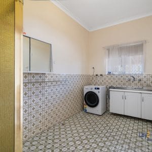 6 Drake Street Bayswater WA - 50's Character with Development Potential in 5 Star Location - Image 11