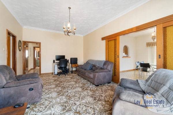 6 Drake Street Bayswater WA - 50's Character with Development Potential in 5 Star Location - Image 2