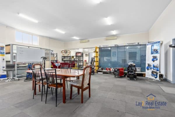 8 Moojebing Street Bayswater WA 6053 - SOLD - Image 9