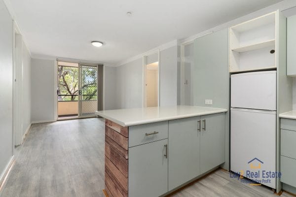 102/25 Fourth Avenue Mount Lawley WA 6050 SOLD - Image 3