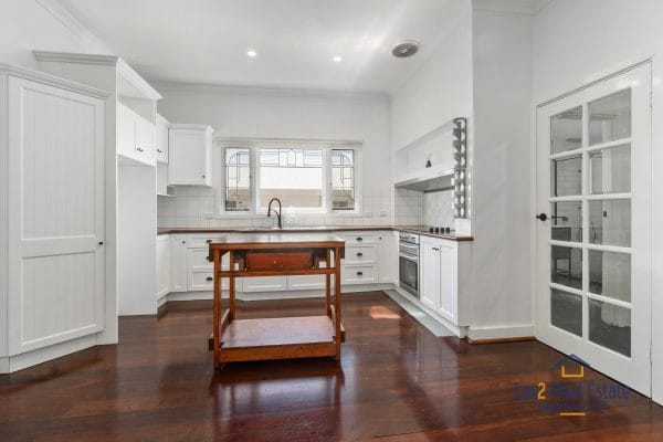 32 Toowong Street Bayswater WA 6053. SOLD - Image 3