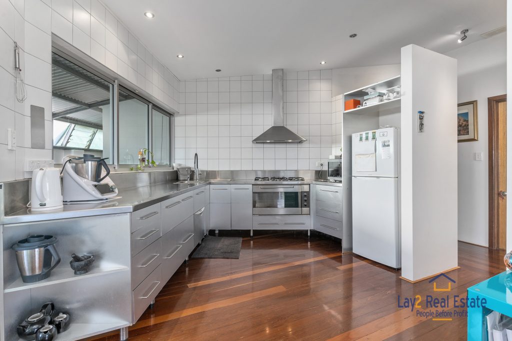 36A Kitchener Avenue Bayswater for sale by Lay2 Real Estate. Kitchen image.