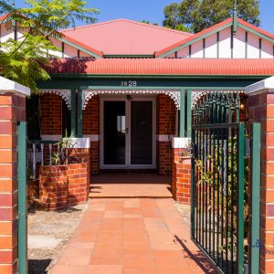 Buying Property in Bayswater - front of a Bayswater home image.