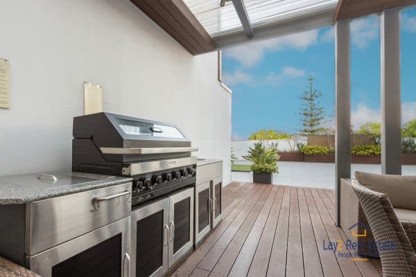 65/288 Lord Street Highgate WA 6003 SOLD - Image 10