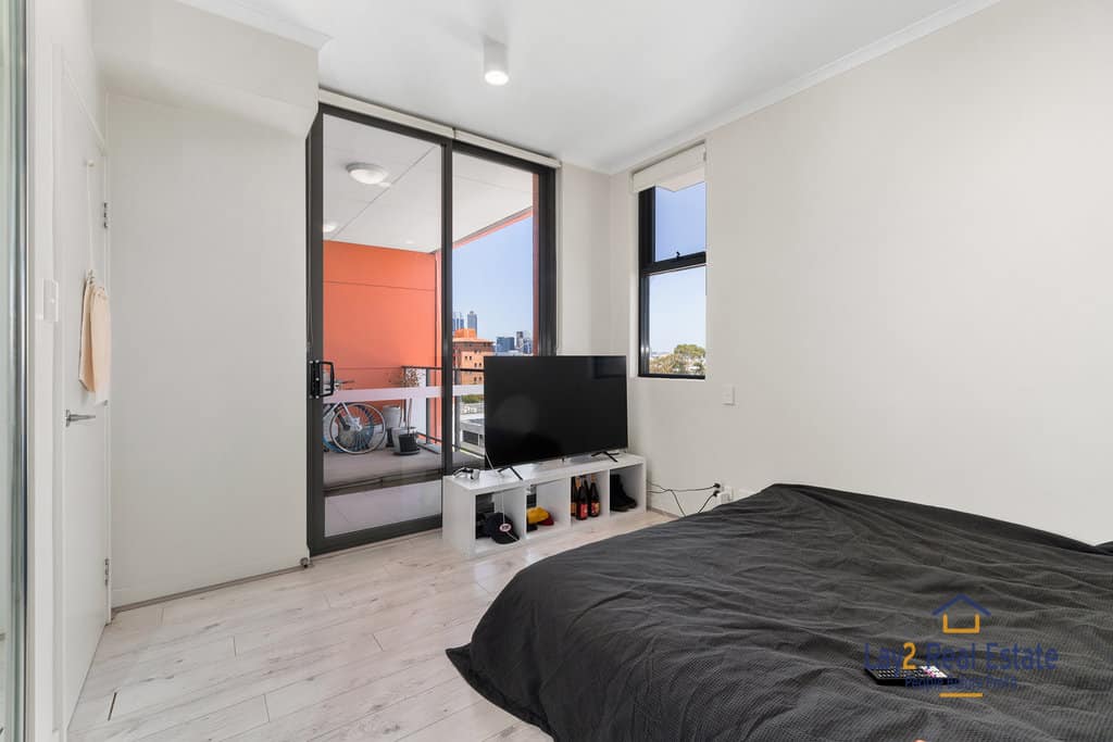 65/288 Lord Street Highgate WA 6003 SOLD - Image 18
