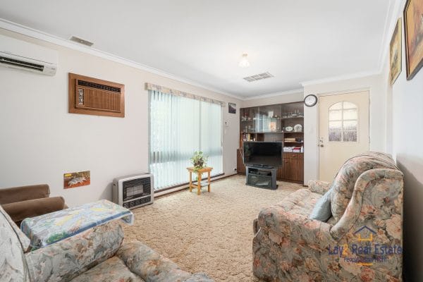 Next to Embleton Golf Course. SOLD by Lay2 Real Estate - Image 9