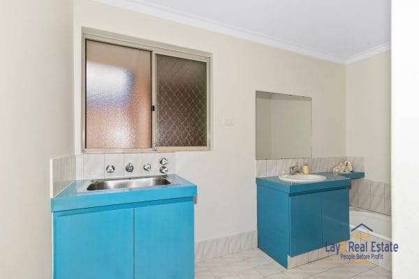 Envious Location!  Dianella 2 Bedroom Villa NOW SOLD - Image 10
