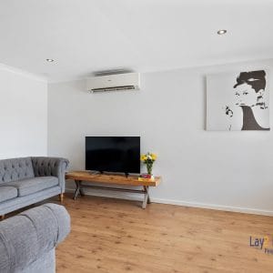 Generously Sized Two Bedroom Villa in Bayswater WA - Image 7