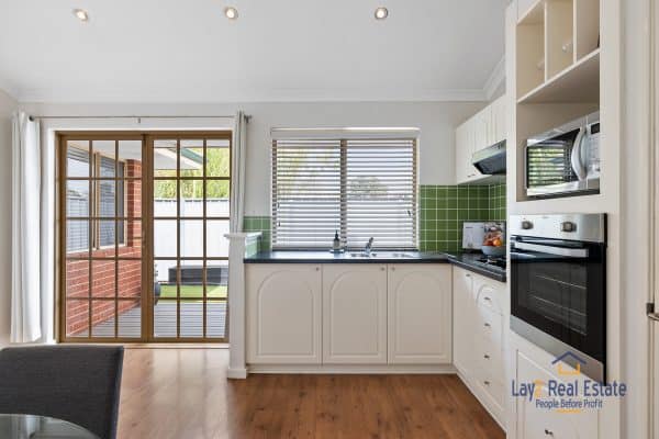 Generously Sized Two Bedroom Villa in Bayswater WA - Image 2