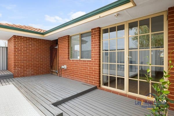 Generously Sized Two Bedroom Villa in Bayswater WA - Image 15