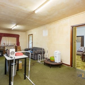 R60 Zone 1009m2 Bayswater Block with Original 50's Home - Image 10