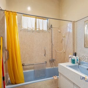 R60 Zone 1009m2 Bayswater Block with Original 50's Home - Image 12
