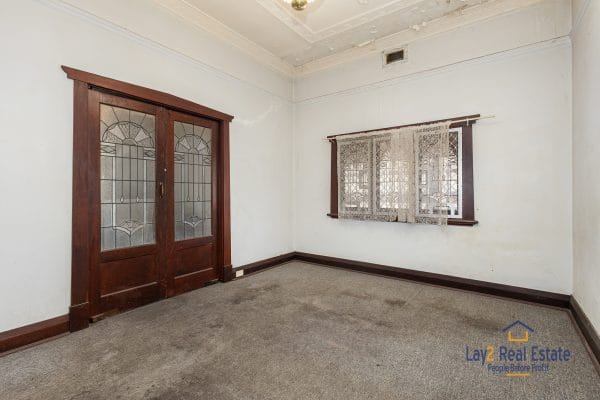 399 Guildford Road Bayswater WA 6053 - 1933 Built Brick Character in Totally Original Condition. - Image 5