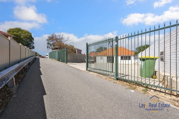 399 Guildford Road Bayswater WA 6053 - 1933 Built Brick Character in Totally Original Condition. - Image 10