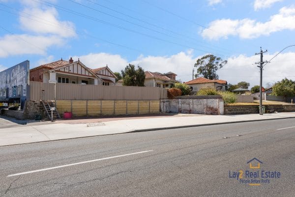 399 Guildford Road Bayswater WA 6053 - 1933 Built Brick Character in Totally Original Condition. - Image 12