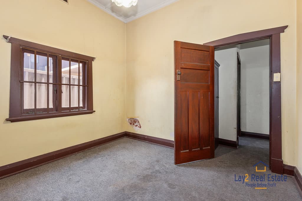 399 Guildford Road Bayswater WA 6053 - 1933 Built Brick Character in Totally Original Condition. - Image 3