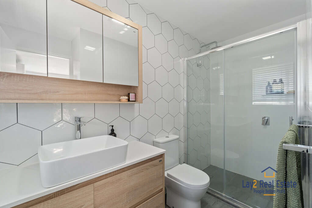 Classic Charm Meets Contemporary Living "Now Sold" - Image 9
