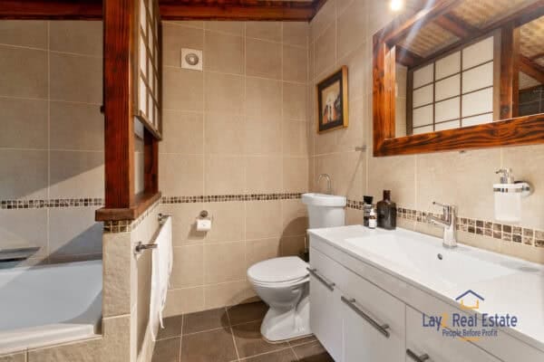Live The Darling Scarp Lifestyle! Now "SOLD" - Image 21