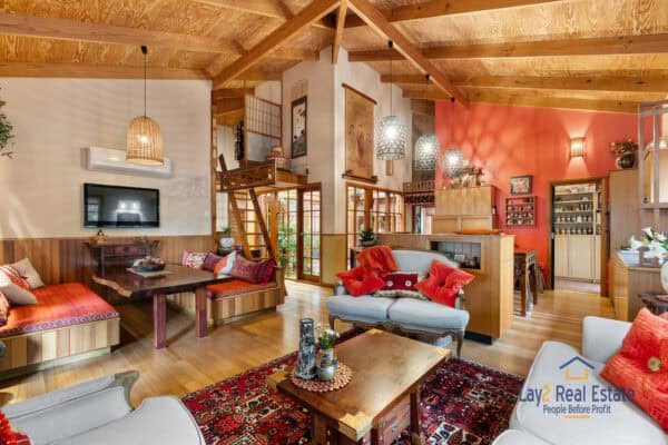 Live The Darling Scarp Lifestyle! Now "SOLD" - Image 4
