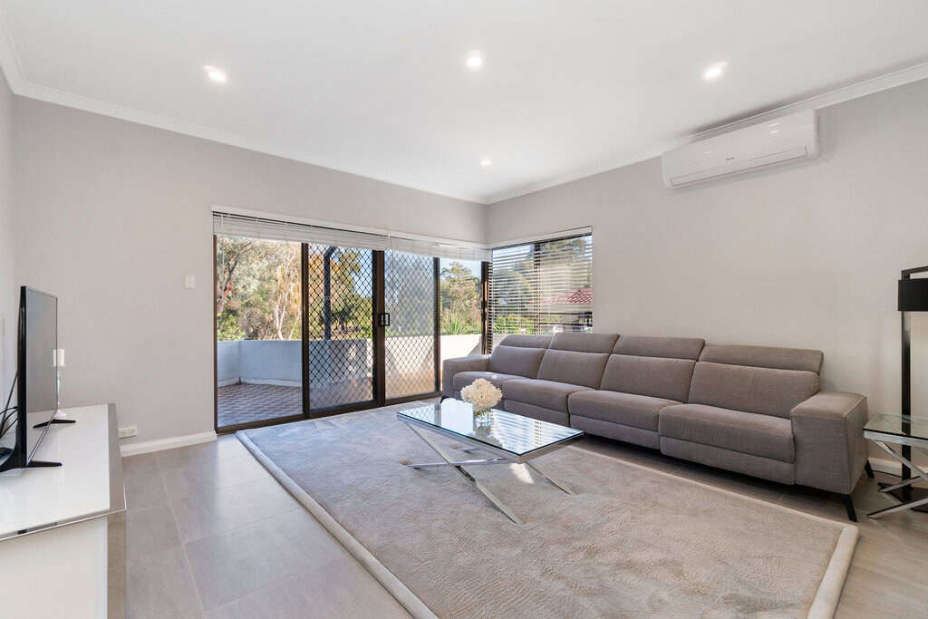 4 Bed x 2 Bath Family Home _SOLD - Image 6