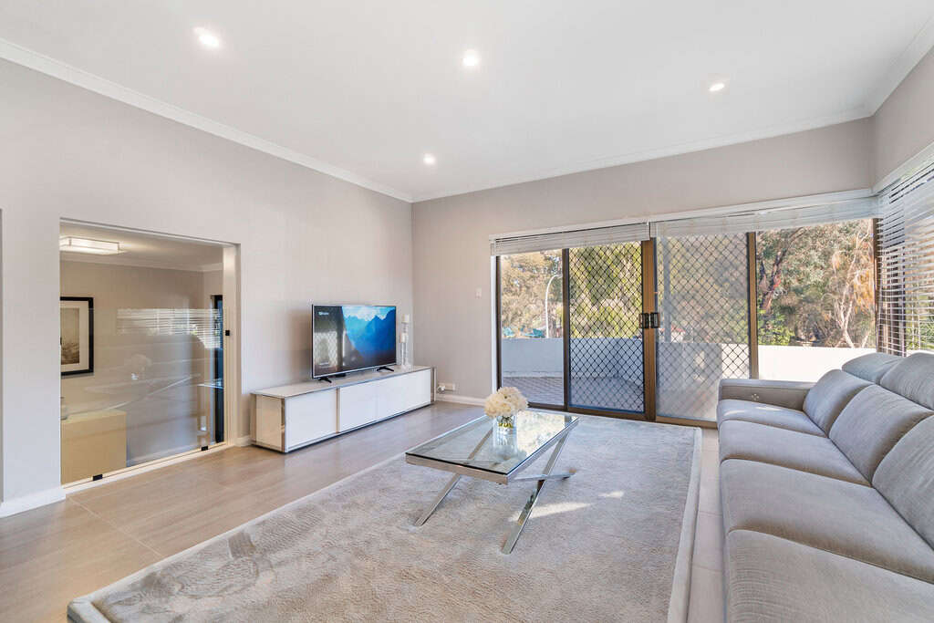 4 Bed x 2 Bath Family Home _SOLD - Image 7