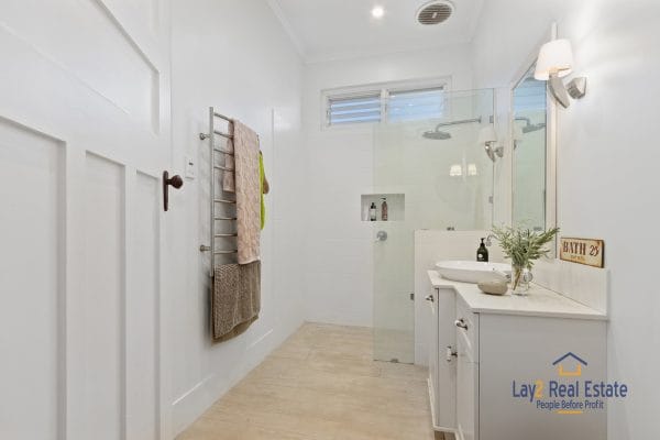 A1 Bayswater Location_SOLD! - Image 14