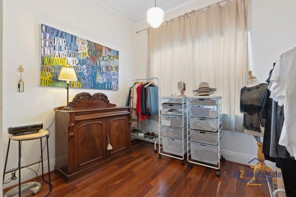 A1 Bayswater Location_SOLD! - Image 13