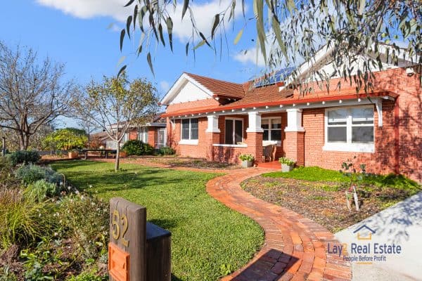 A1 Bayswater Location_SOLD! - Image 3