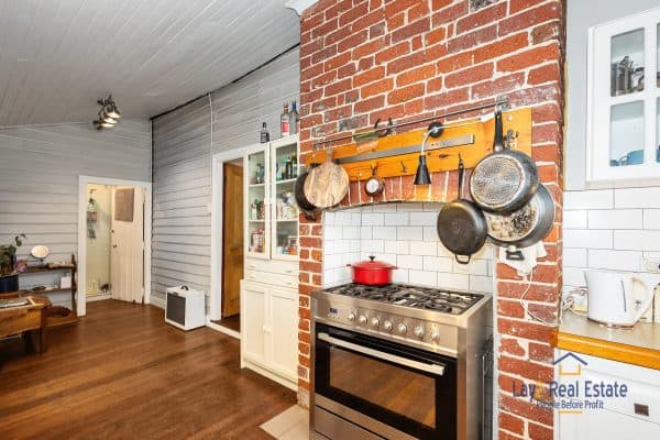 22 Arundel Street Bayswater WA. (SOLD) Early 1900's Home on 739m2 Block. - Image 3