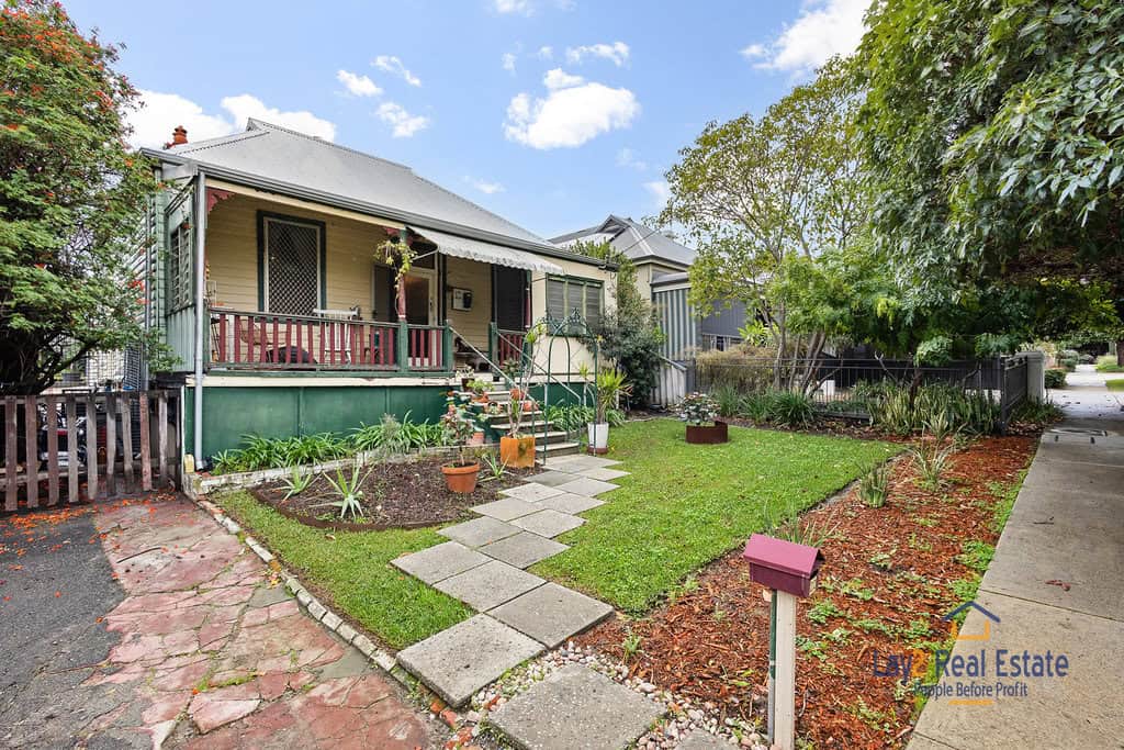 22 Arundel Street Bayswater WA. (SOLD) Early 1900's Home on 739m2 Block.
