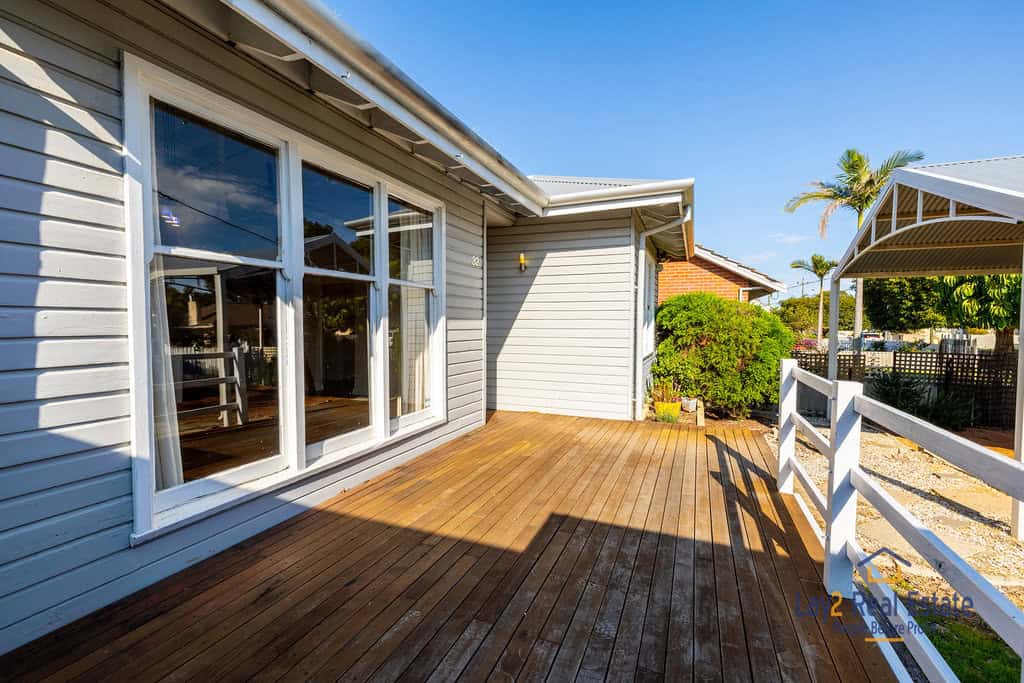 2/32 Cross Street, Queens Park WA 6107 SOLD - Image 2