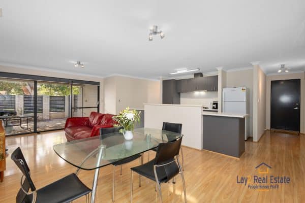 Fifth Avenue Bassendean Home For Sale. 3 Bed / 2 Bath For Sale - Image 2