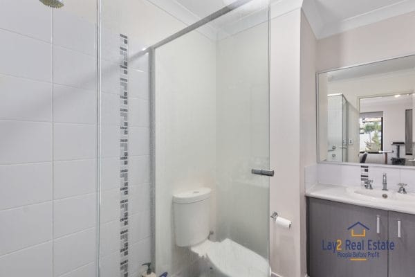 Fifth Avenue Bassendean Home For Sale. 3 Bed / 2 Bath For Sale - Image 11