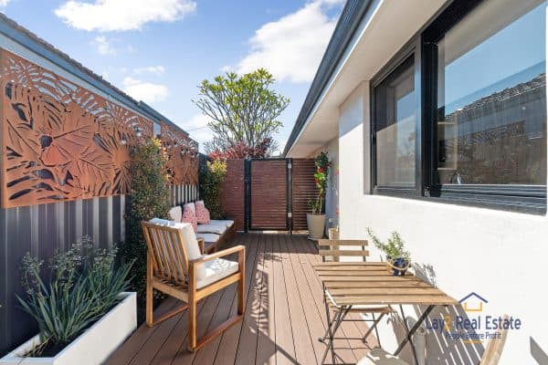 Living Large! 4 Bedroom Family Home UNDER OFFER 20 Flora Avenue Bayswater WA 6053 | New Listing For Sale - Image 7